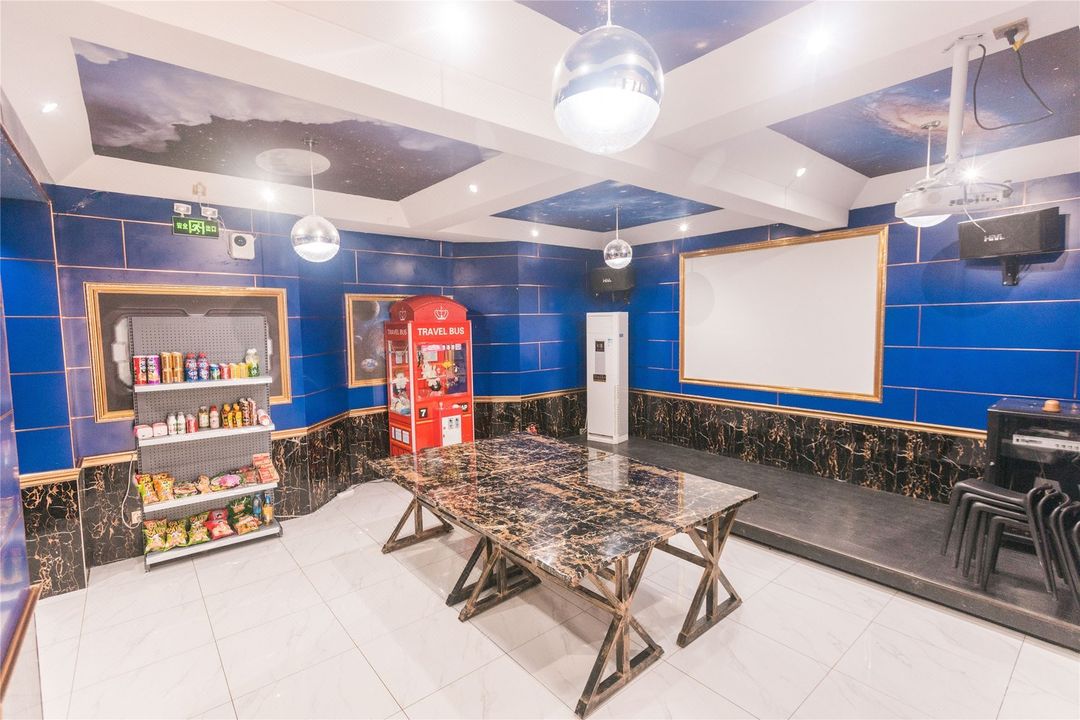 一个小小强别墅(天津光明店)