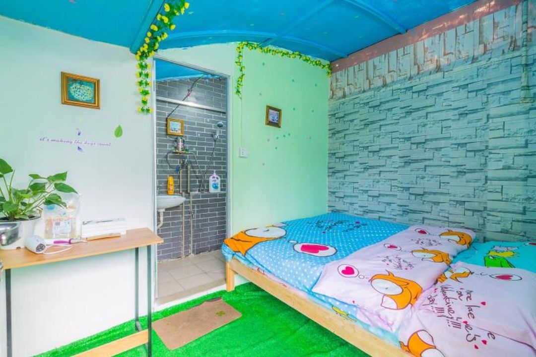 广州西关风格上下九三室一厅客栈