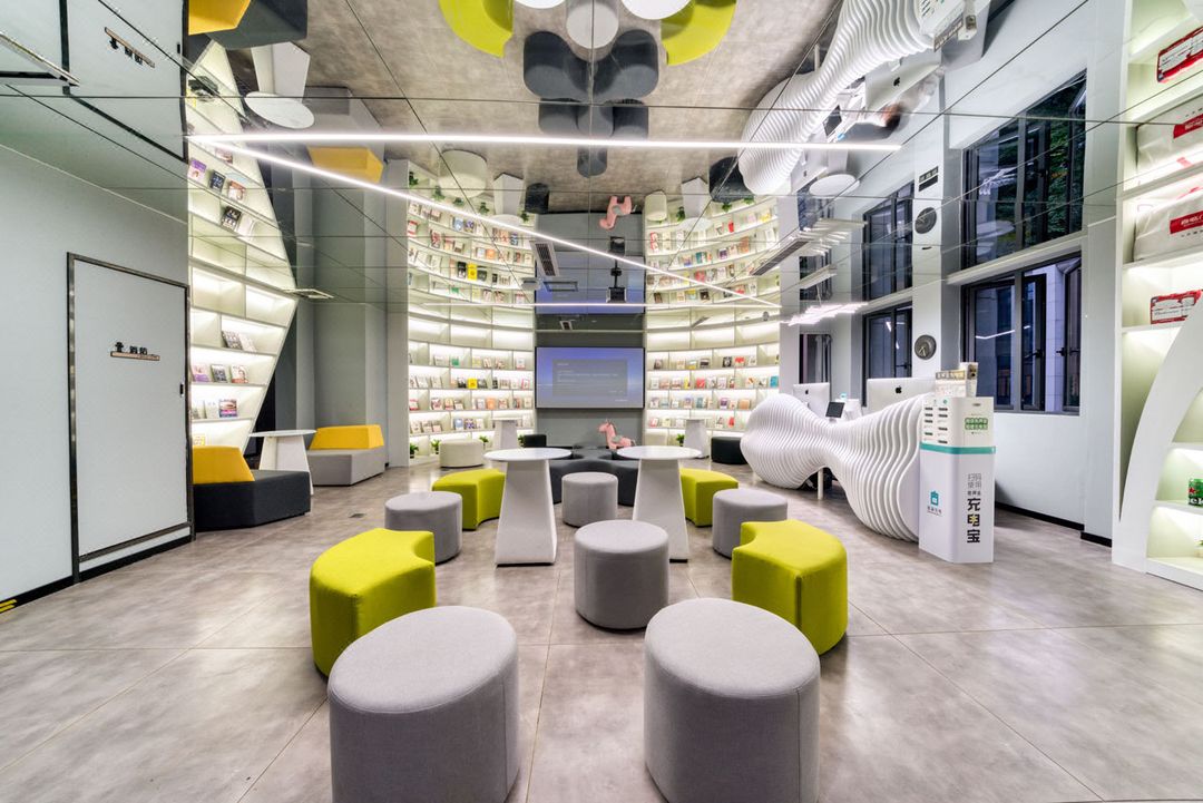 Xingcheng Z Designer Art Hotel (Hangzhou East Railway Station Flagship Store)