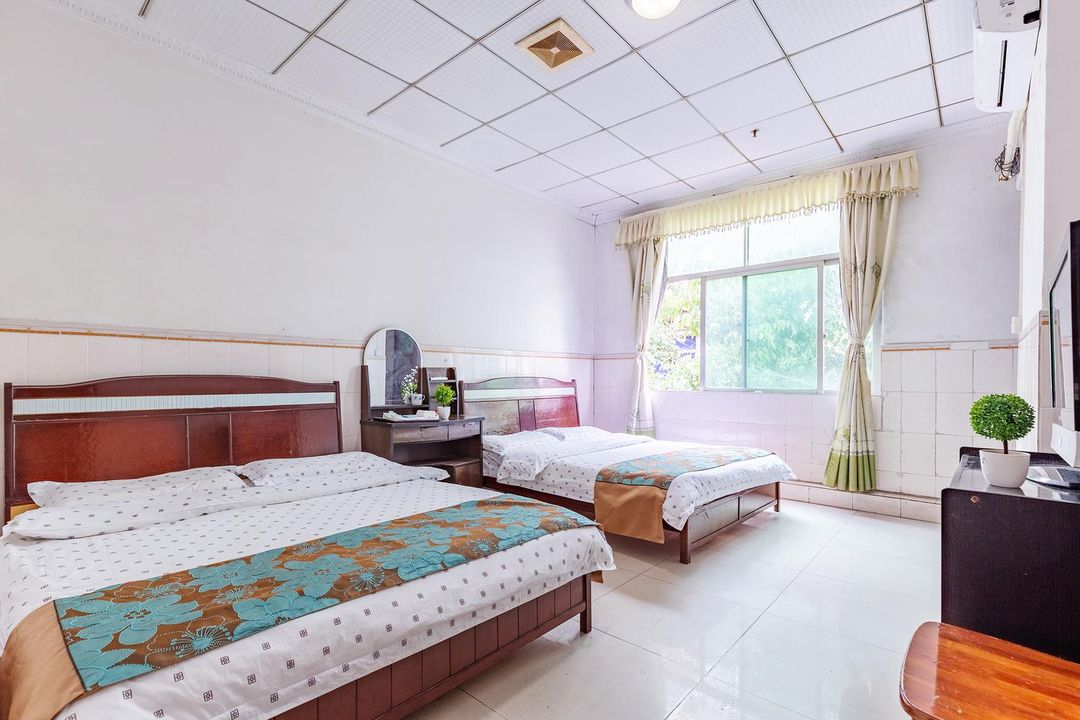 Fengxin Business Hostel