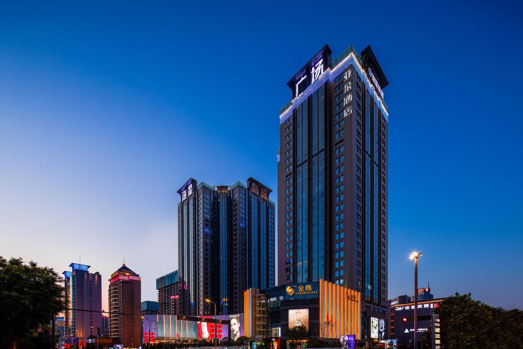 西安高新亞朵酒店