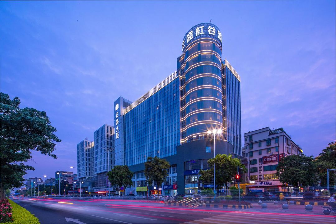正盛紅谷酒店(廣州融創文旅城花都廣場店)