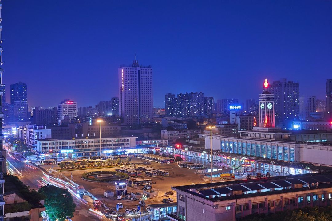 Liufang Mansion Hotel (Changsha Railway Station Metro Station)