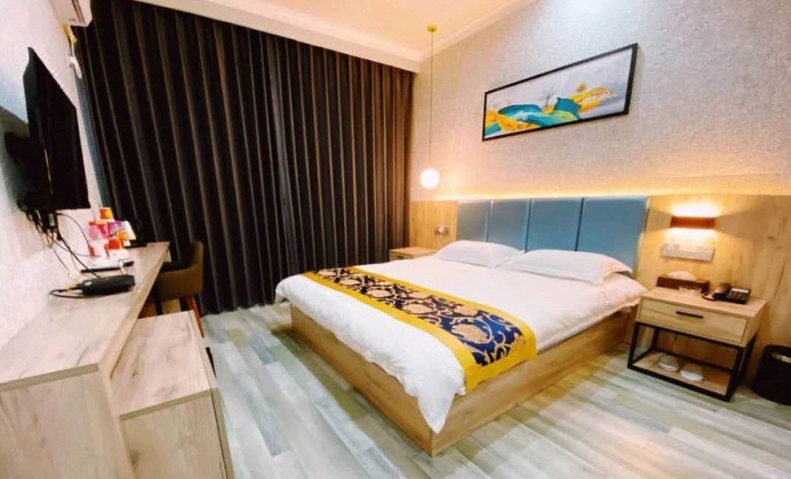 Huanggang Guoan Hotel