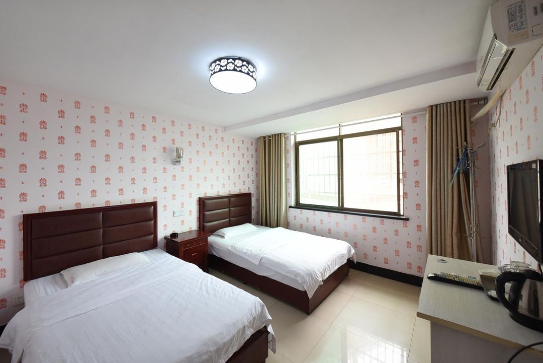 Changsha Lianlian Hotel