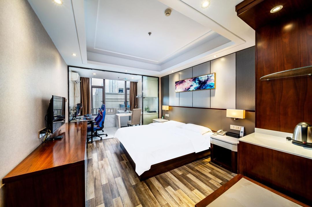 Captain Cappton esports apartments