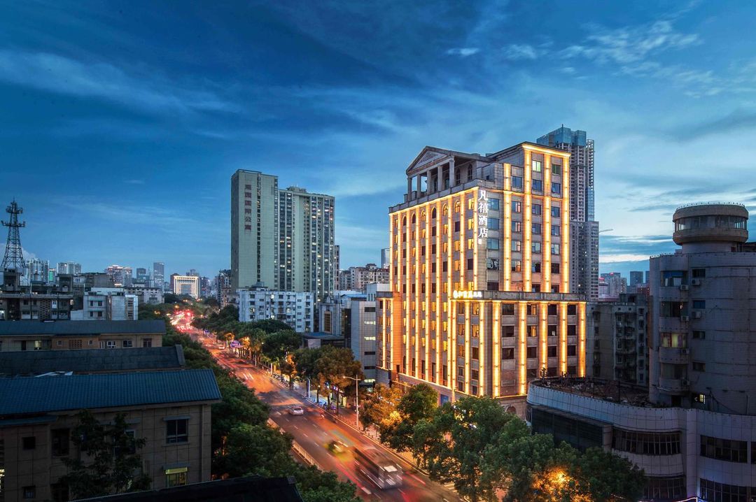 長沙凡禧酒店(省博物院湘雅醫院地鐵站店)