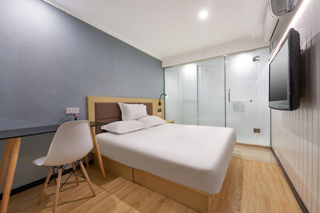 Haiyou Hotel (Beijing Communication University of China, Guanzhuang Area)