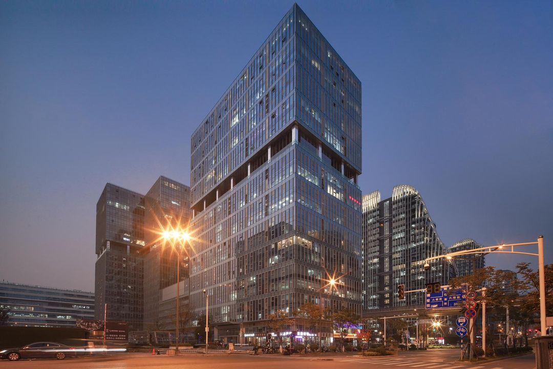 清沐鉑金酒店(南京南站南廣場店)