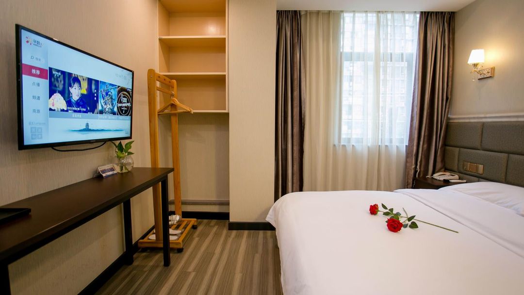 布丁嚴選酒店(杭州星橋店)