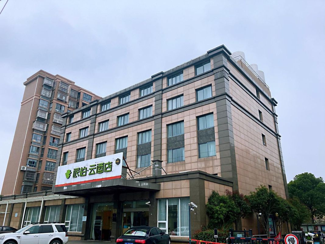 派柏·雲酒店(上海浦東度假村川六公路店)