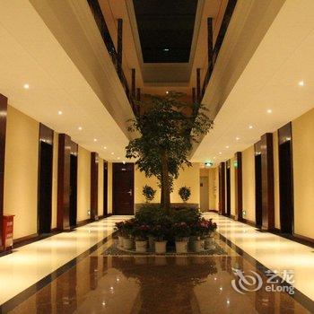 香格里拉市裕和华府大酒店酒店提供图片
