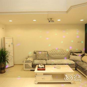 从化温度假日聚会玩逗轰趴别墅(富力泉店)酒店提供图片