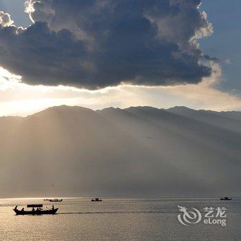 大理双廊洱海醒来海景客栈酒店提供图片