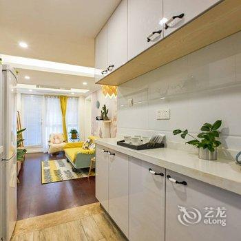 懒悠悠精品民宿(上海瑞金二路店)酒店提供图片