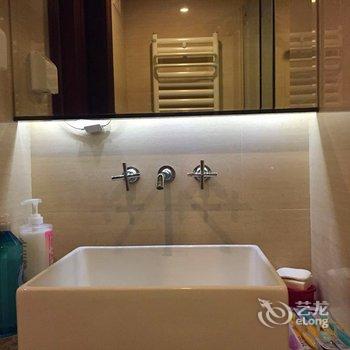 青岛黄先生特色民宿(燕儿岛路分店)酒店提供图片