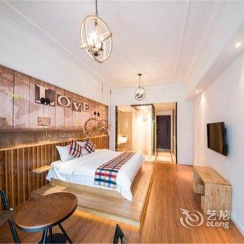 重庆独家记忆酒店式公寓巴南万达店酒店提供图片