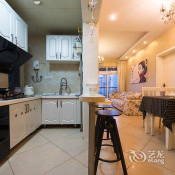 重庆繁华新牌坊公寓房轻轨站旁AnnHouse(下石浩路店)酒店提供图片