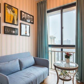 重庆优优居公寓(旋转木马分店)酒店提供图片