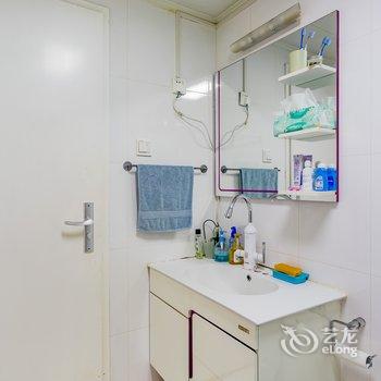 北京丫丫公寓(798路店)酒店提供图片