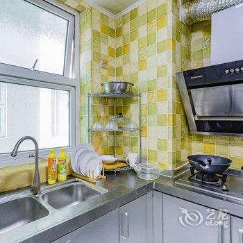 北京丫丫公寓(798路店)酒店提供图片