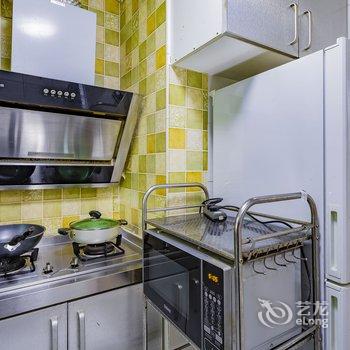 北京丫丫公寓(798路店)酒店提供图片