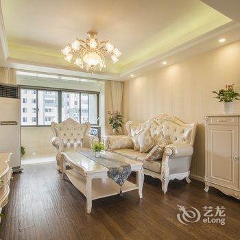 鸿鑫酒店式公寓(上海秀沿路店)酒店提供图片