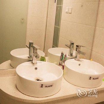 西安阅微书吧主题青旅(西工大店)酒店提供图片