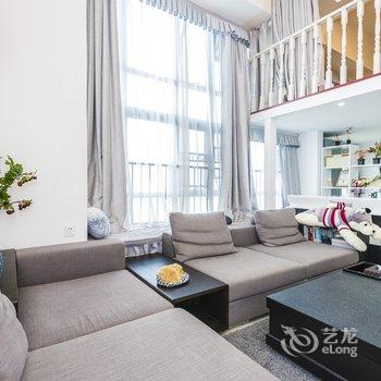 广州钢琴北欧风复式酒店提供图片