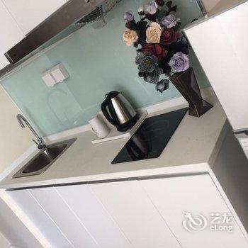 青岛逸翡精品度假公寓万达东方影都店酒店提供图片