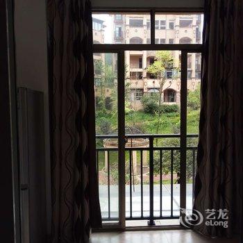 重庆黑山谷游客中心旁花园小洋房普通公寓(八角庙公园分店)酒店提供图片
