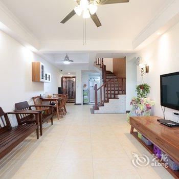 广州么么妈的民宿(畔江内街分店)酒店提供图片