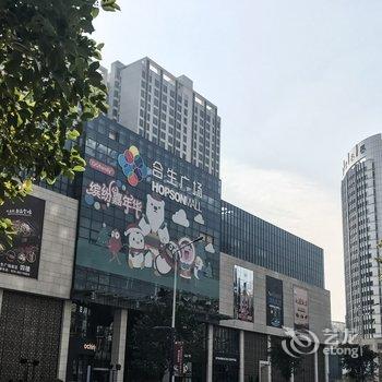 广州wang王小毛公寓(逸景路分店)酒店提供图片