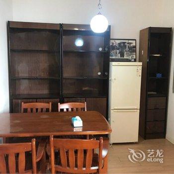 上海丁女士特色民宿(七莘路分店)酒店提供图片