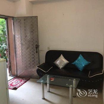 广州雷雷童鞋特色民宿(淘金北路分店)酒店提供图片