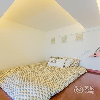 广州离岛空气特色民宿(中山五路分店)酒店提供图片