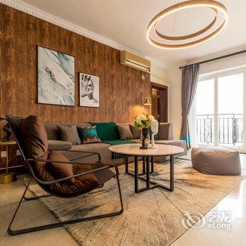 广州彩蝶之家1公寓(外广场雕塑园分店)酒店提供图片