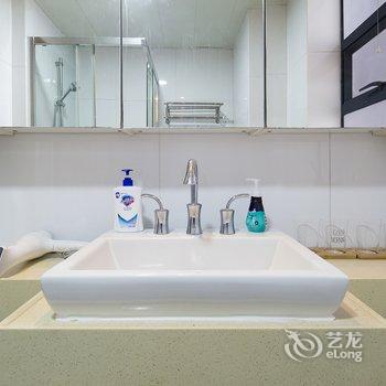 广州彩蝶之家1公寓(身临其境VR主题公园分店)酒店提供图片