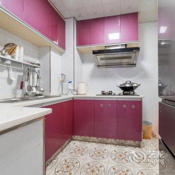 重庆大吉大利辉公寓(花半里路分店)酒店提供图片