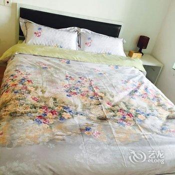 青岛双海景温馨大床房公寓酒店提供图片