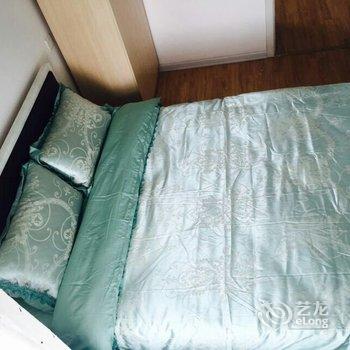 青岛双海景温馨大床房公寓酒店提供图片