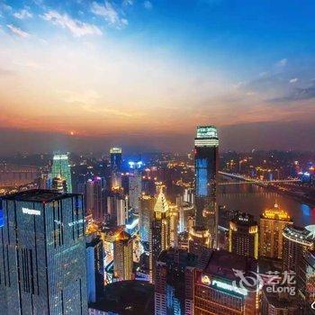 重庆天空之城绝美江景VIP店公寓(五江路分店)酒店提供图片