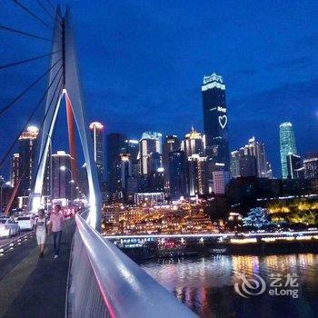 重庆天空之城绝美江景VIP店公寓(五江路分店)酒店提供图片