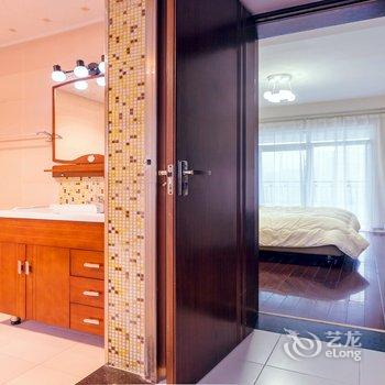 重庆天空之城绝美江景VIP店公寓(五江路分店)酒店提供图片