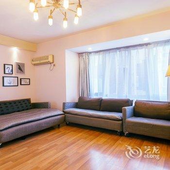 重庆天空之城绝美江景VIP店公寓(五江路分店)酒店提供图片