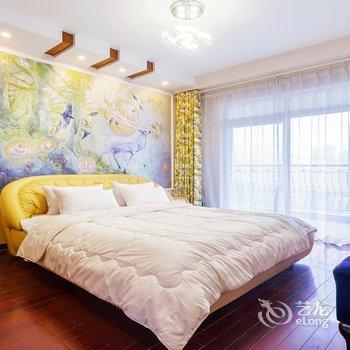 重庆天空之城绝美江景VIP店公寓(五江路分店)酒店提供图片