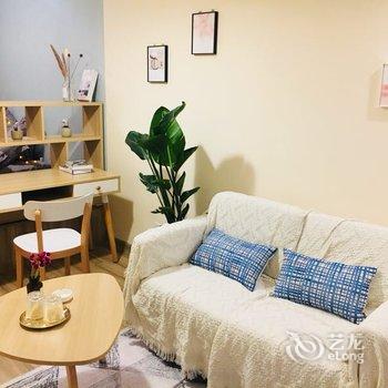 成都行樂小屋公寓酒店提供图片