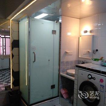 重庆paul费公寓酒店提供图片