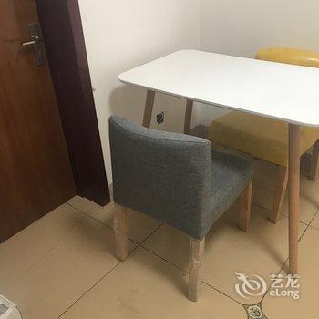 青岛海边小站公寓酒店提供图片