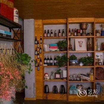 青岛金沙滩啤酒城叁两客栈酒店提供图片
